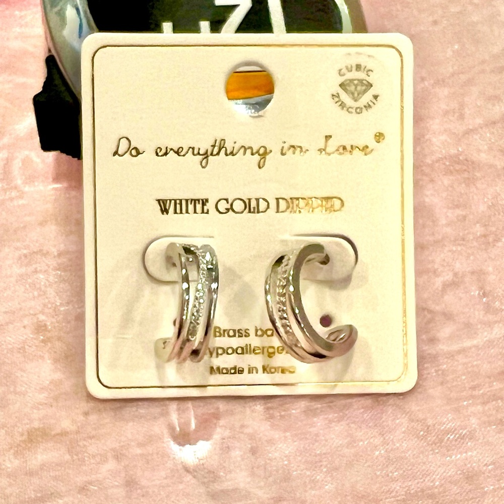 Brand new Hypoallergenic Cubic Zirconia White Gold Plated Hoop Earrings Post